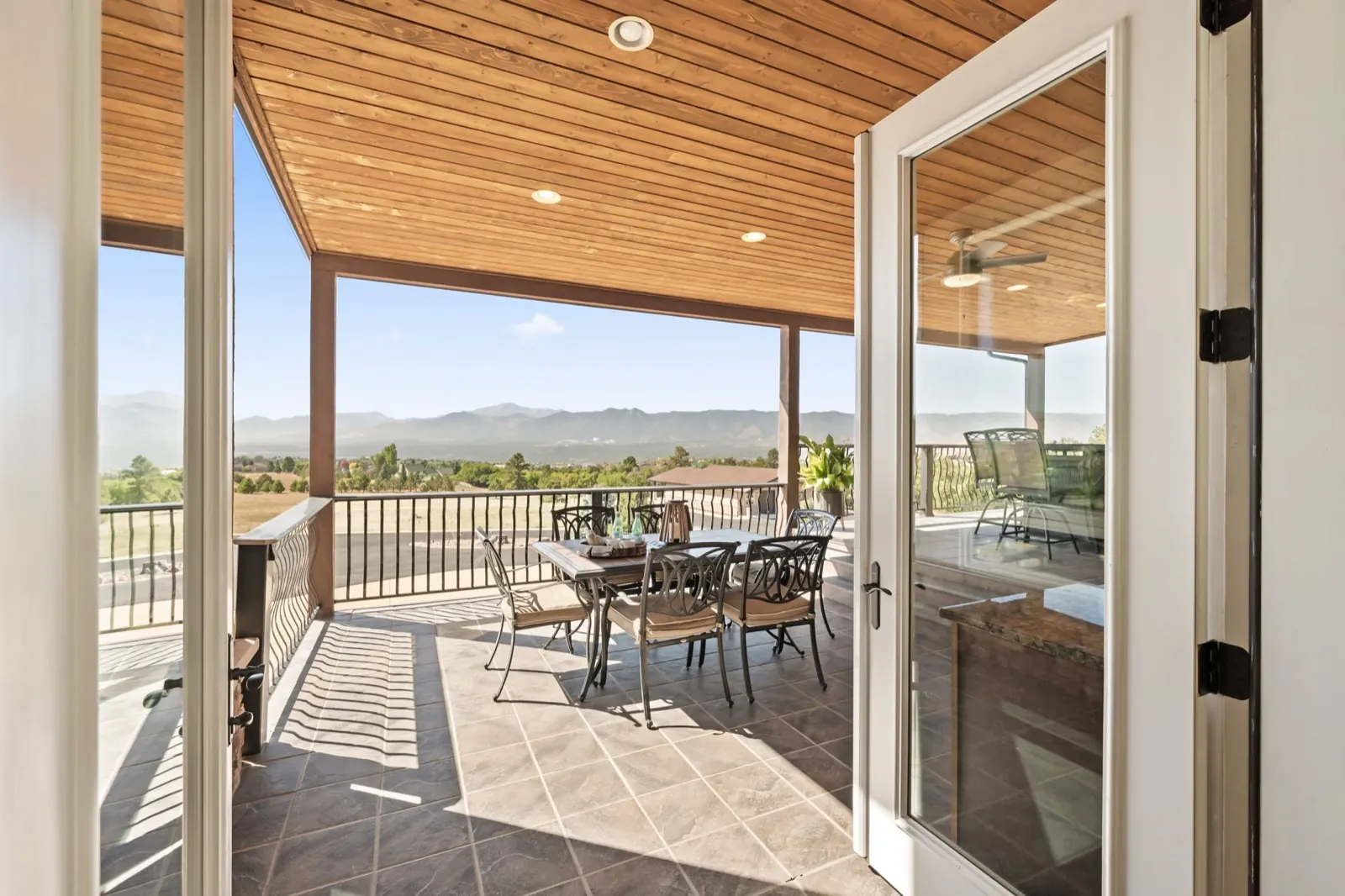 Covered deck overlooking the mountains
